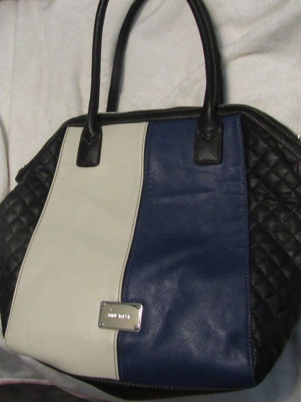 NINE WEST Color Block Geometric Quilted Large Satchel Purse Excellent Navy/Cream